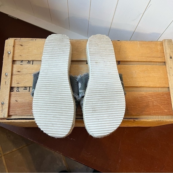 Etnies Camo Print Fabric And Jute Sandals - Picture 4 of 7